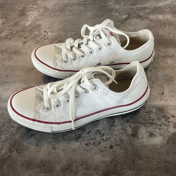 Converse Shoes - Low Top Converse